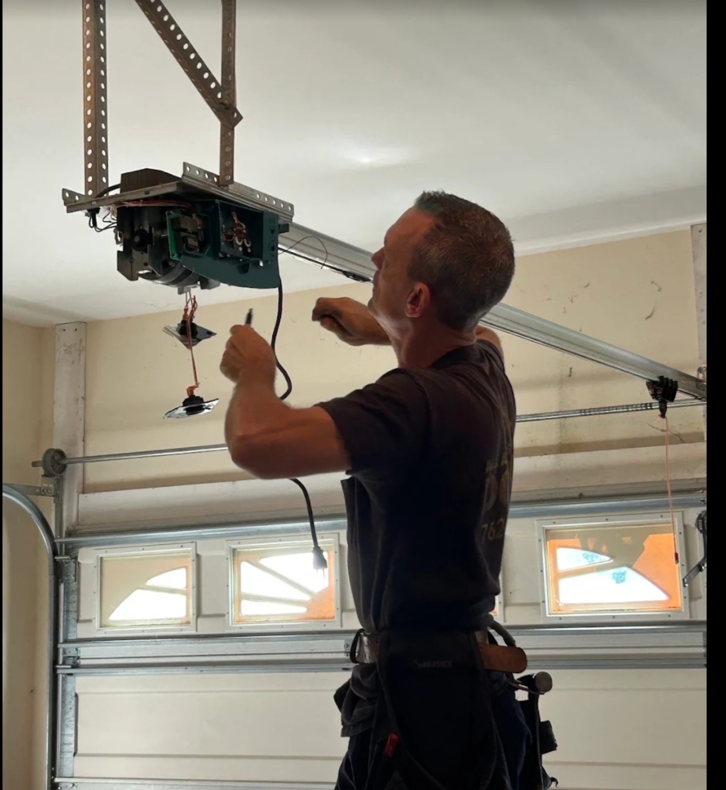 Garage Pro - Garage Door